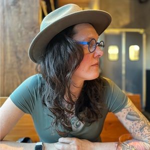 Meet your Posher, Jamie